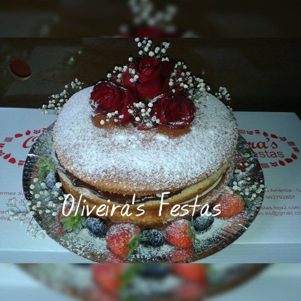 Naked cake 30 pessoas